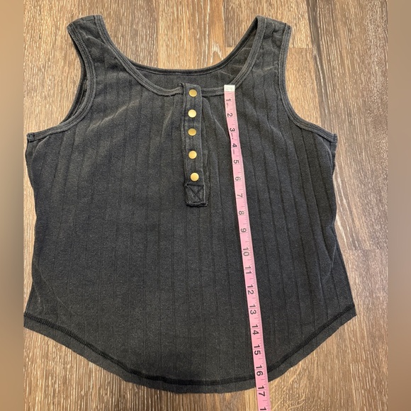 Black Ribbed Tank Top - Picture 5 of 8